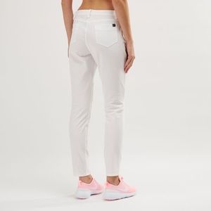 [Nike] NWT Women's  White Slim Fit Golf Pants